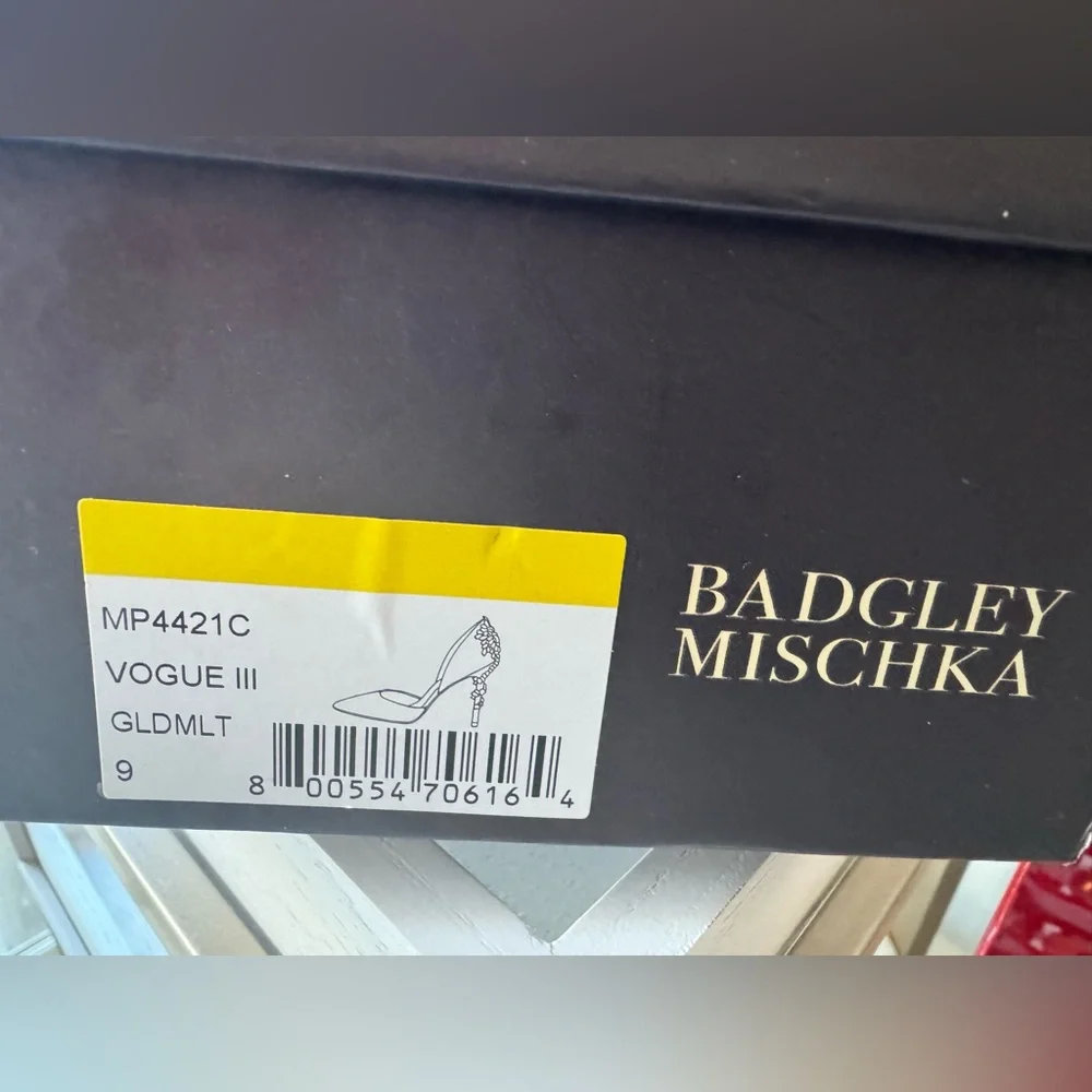 Badgley Mischka Sparkling Rose Gold Heels - Picture 12 of 12